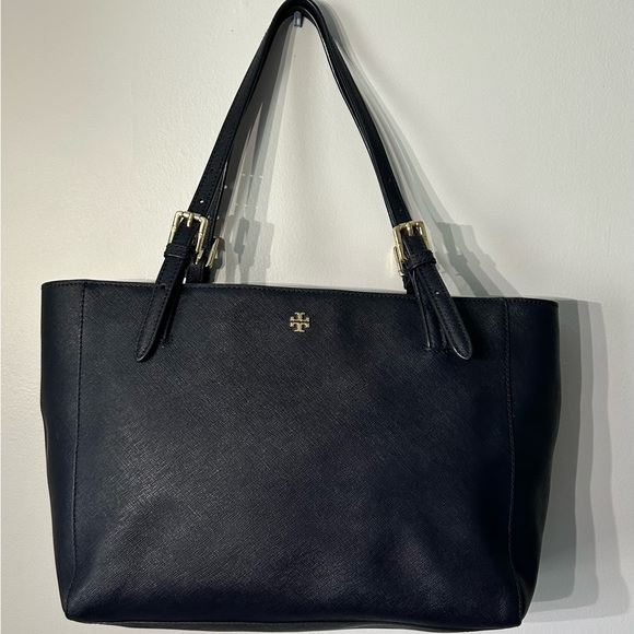 Tory Burch Handbags - Tory Burch Robinson Leather Tote Bag in Navy Blue. Medium. Condition: very good